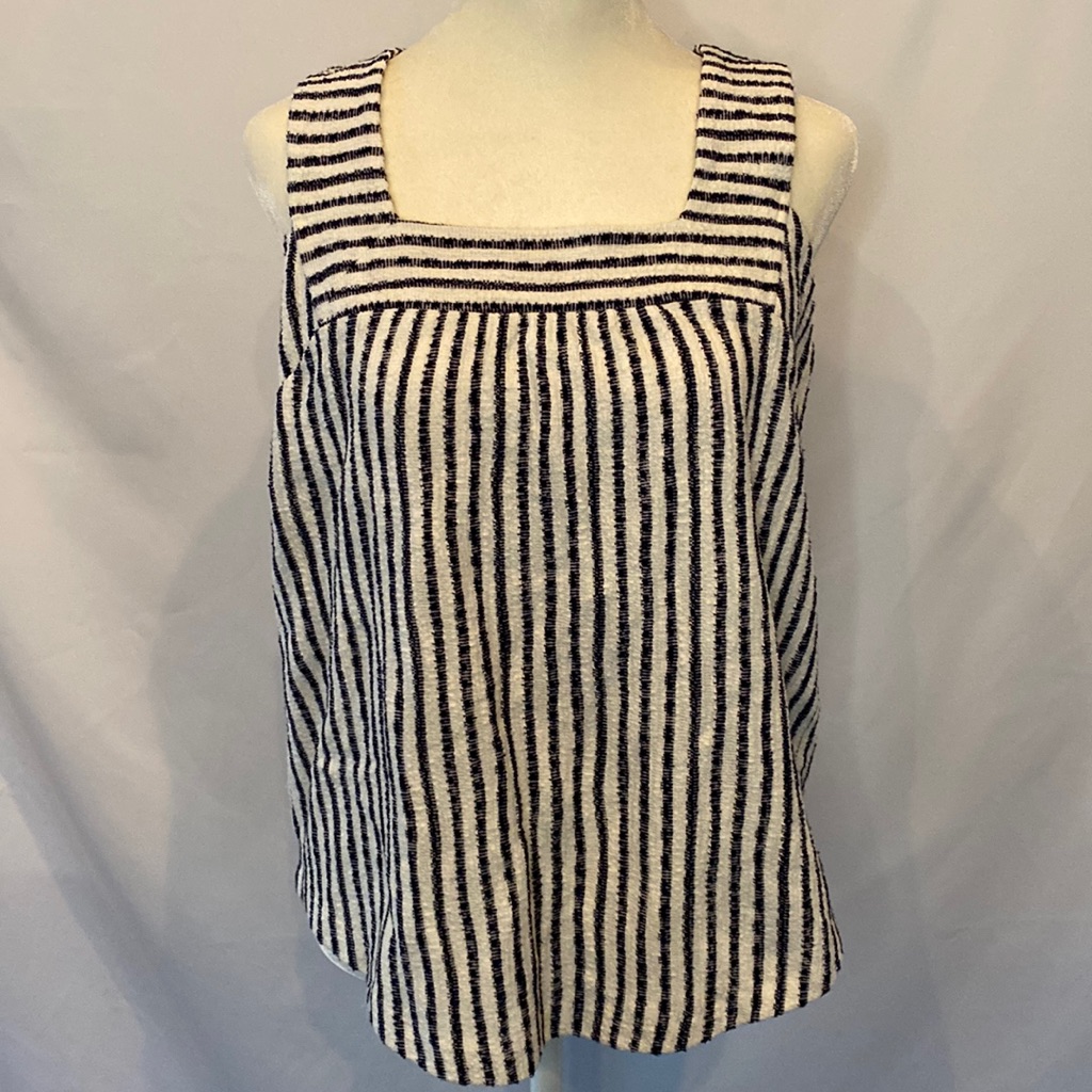 330 Lucky Brand Tank Top